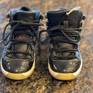 Jordan 11 Jumpman Sneakers